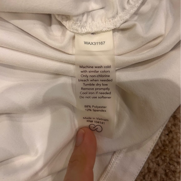 CALIA by Carrie Underwood White Tee - Picture 3 of 3